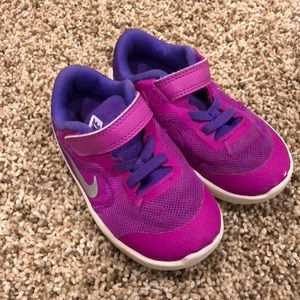 Nike toddler purple sneakers